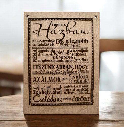Fatábla “ Ebben a házban”
